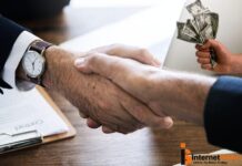 दुनिया में पैसा कामाने के साथ साथ रिश्ता कामाना भी जरुरी है